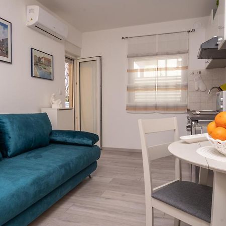Apartment Fiorella Pula Luaran gambar