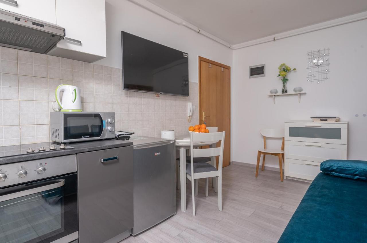 Apartment Fiorella Pula Luaran gambar